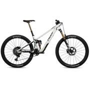 2024 Pivot Shuttle SL Team XTR w/Reynolds Carbon Wheels