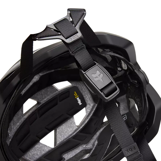 Fox Speedframe Pro Matte Black helmet, view of buckle